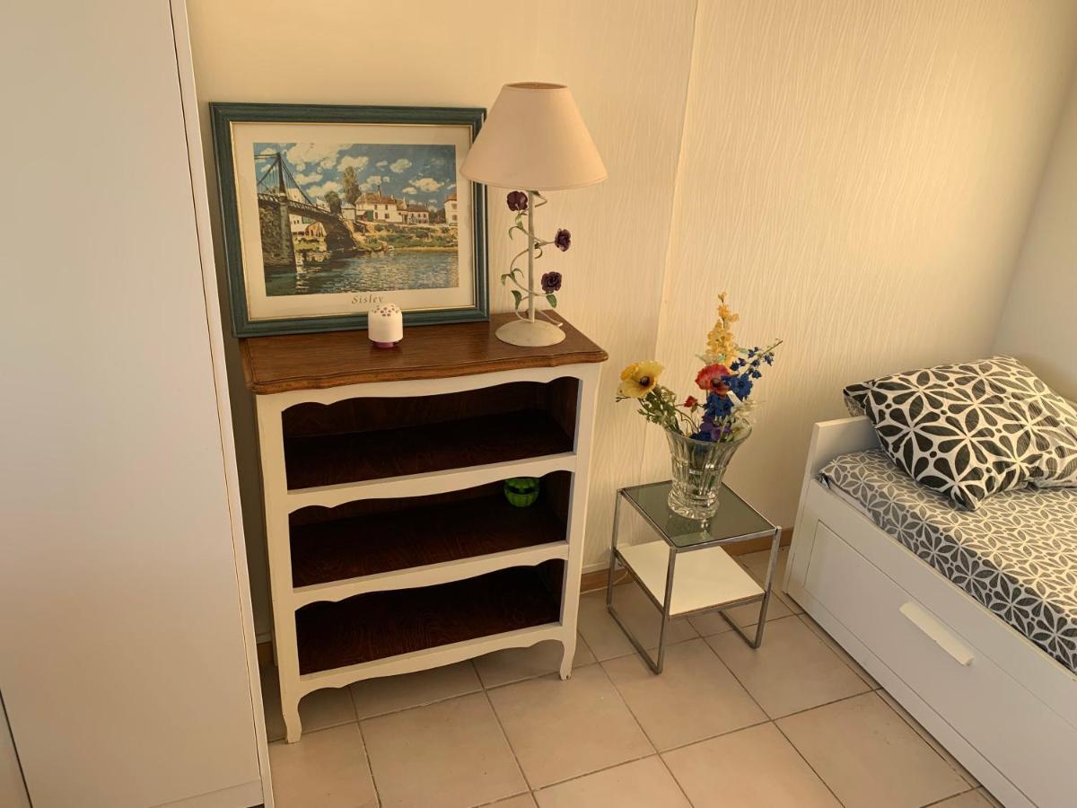 Chambre Tout Confort Saphir 1 A 3 P Dans Belle Maison Vaulx-en-Velin ภายนอก รูปภาพ